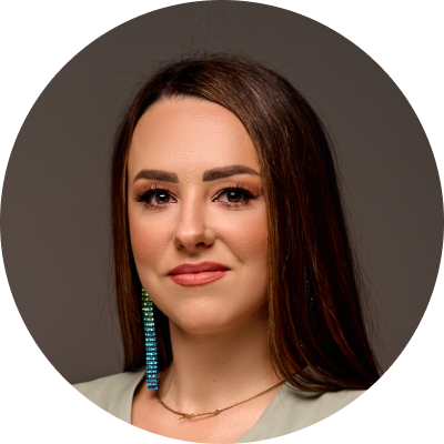 Марина - експерт з туризму